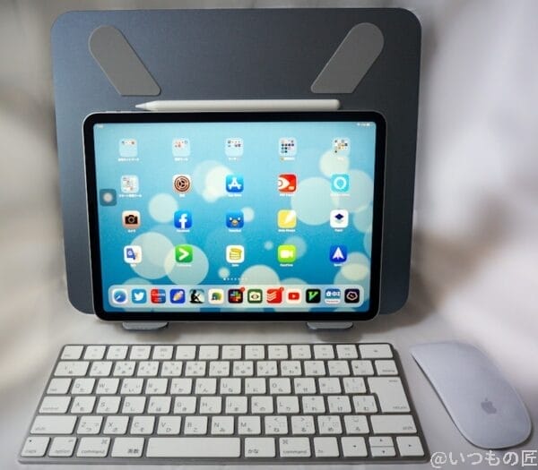 ipadpro-magic-keyboard-mouse-bottom-1 | 真ガジェットレビューの匠 iPadproとMagicキーボード、スタンド縮めたバージョン