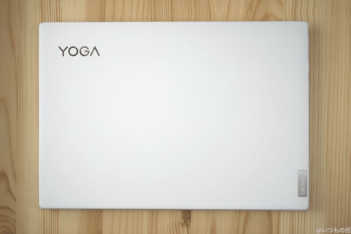 lenovo yoga slim 750i carbon 閉じた状態 | 真ガジェットレビューの匠 Lenovo Yoga Slim 750i Carbon を閉じた状態