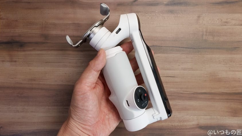 insta360flow-4 | 真ガジェットレビューの匠 Insta360 Flow レビュー
折り畳んだ Insta360 Flow