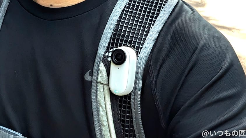 insta360go3-bag-sholder | 真ガジェットレビューの匠 Insta360 GO 3 レビュー
カメラをリュックに貼り付ける